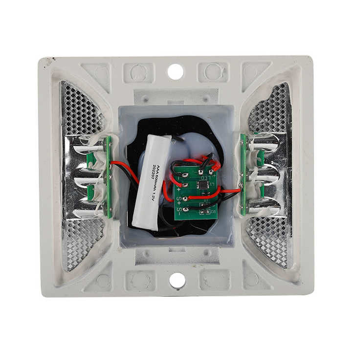 125 * 110 * 25mm Blaue Solar LED Straßenstift blinkende Katzen-Auge Straßennummer