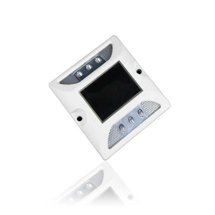 IP68 Blitzfest Aluminium Solar Straßenstift 5 Farben für dunkle Straße